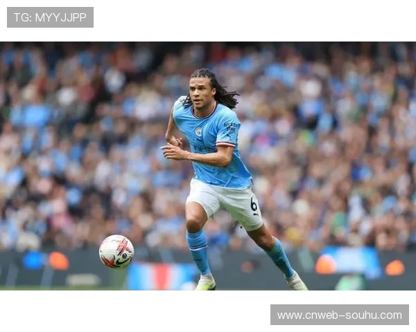 巴萨引援瞄准曼城后卫阿克，转会费成障碍